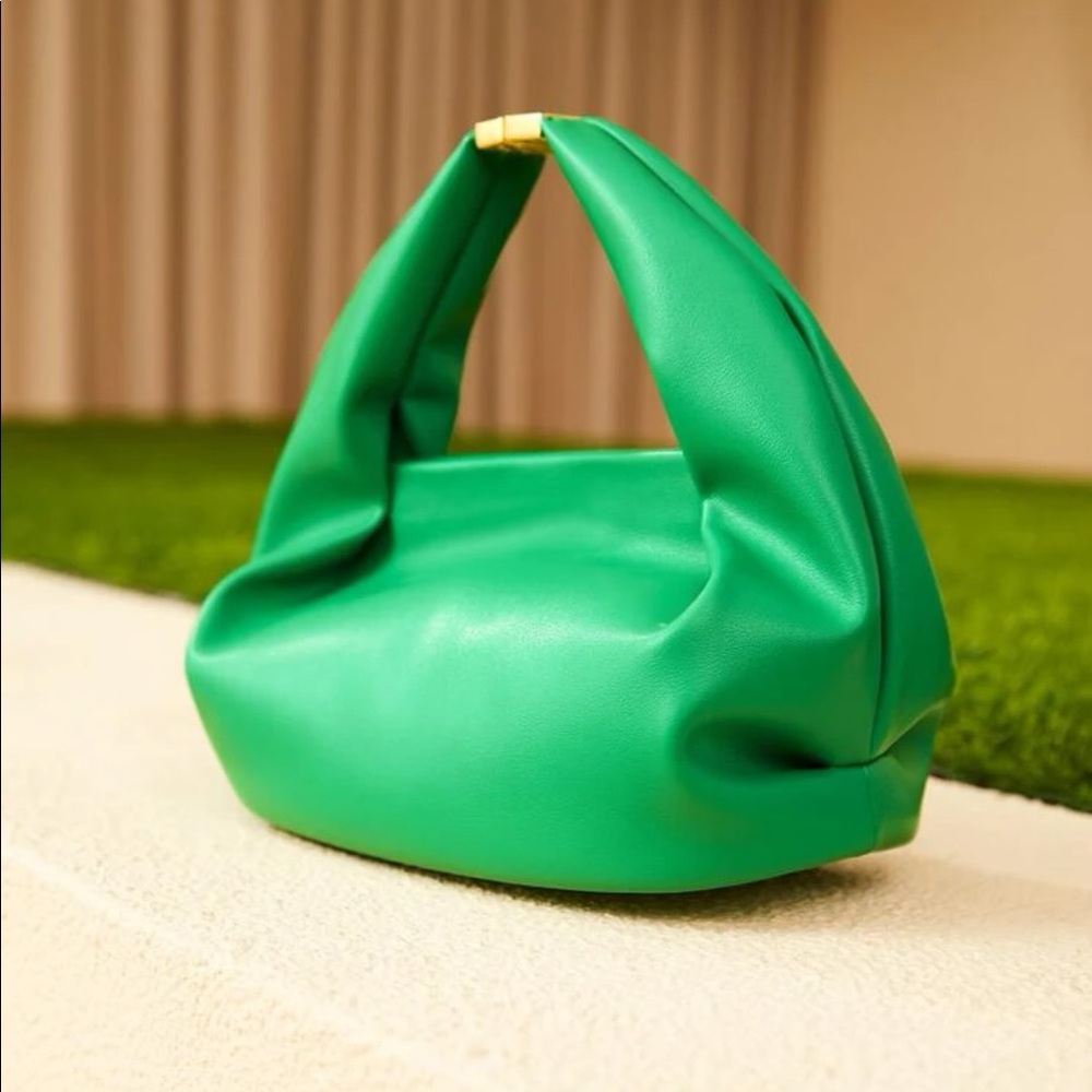 Minimalist Ruched Bag